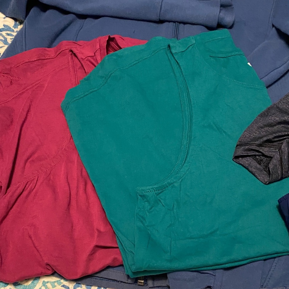 Tek Gear Women's jackets & Hoodies & shorts bundle -size medium - Picture 5 of 7